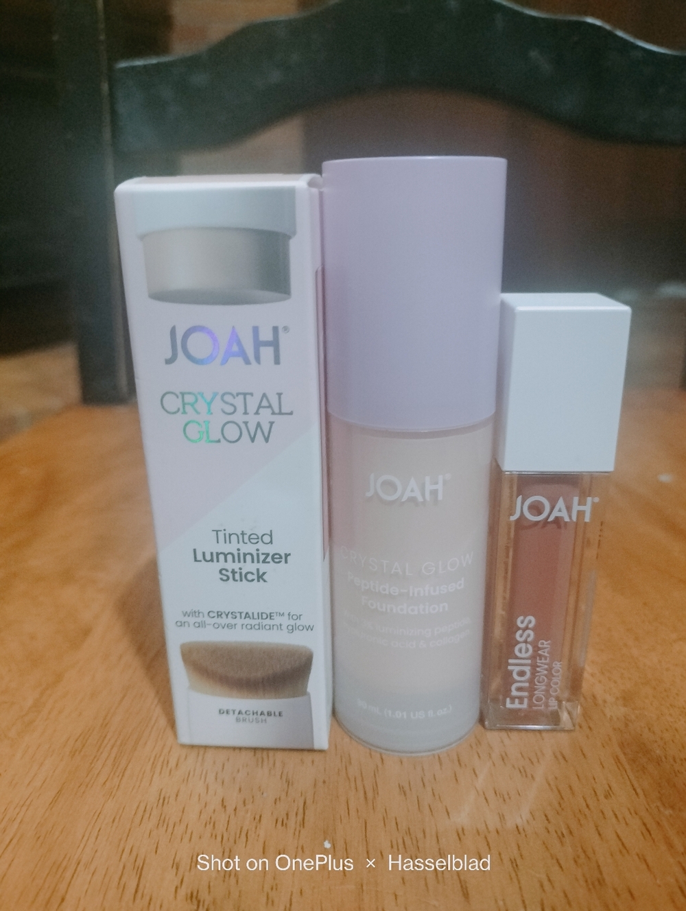 J.O.A.H Foundation FC010 ,Lip Color ( Tasty ) & Luminizer Set (Cream Ivory)